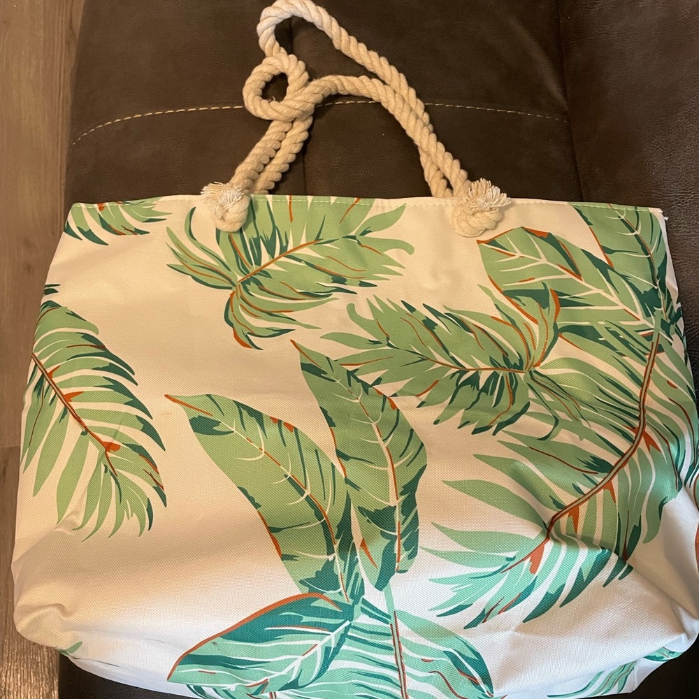 New never used beach/shopping bag